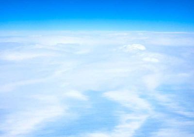 Werbefotografie international Bildbeispiel Luftbildfotografie – Perspektive über den Wolken
